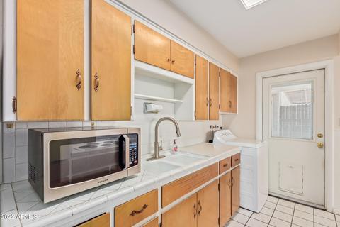 1638 W 7th Pl, Mesa, AZ 85201 photo 4