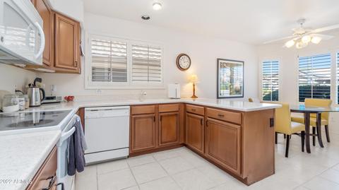 3151 E Wahalla Ln, Phoenix, AZ 85050 photo 26