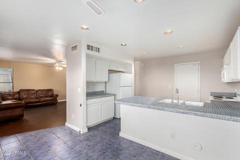 2186 E Arabian Dr, Gilbert, AZ 85296 photo 9