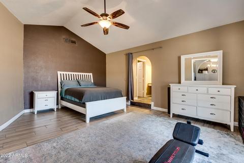 546 E Monte Way, Phoenix, AZ 85042 photo 12