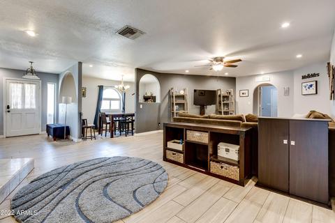 546 E Monte Way, Phoenix, AZ 85042 photo 6