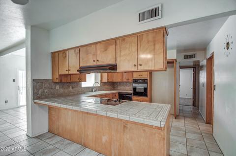 4115 E Coronado Rd, Phoenix, AZ 85008 photo 1