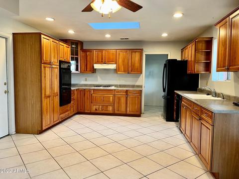 4150 E Alan Ln, Phoenix, AZ 85028 photo 9