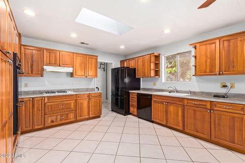 4150 E Alan Ln, Phoenix, AZ 85028 photo 5