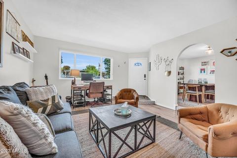 1329 E Lawrence Ln, Phoenix, AZ 85020 photo 4