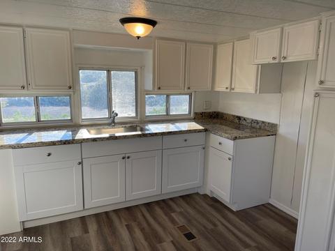 20792 E Antelope Rd, Mayer, AZ 86333 photo 4