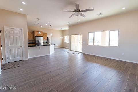 526 S Sun Rd, Apache Junction, AZ 85119 photo 4