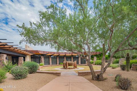 3947 E Crest Ln, Phoenix, AZ 85050 photo 50