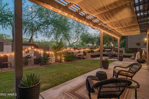 3947 E Crest Ln, Phoenix, AZ 85050 photo 4