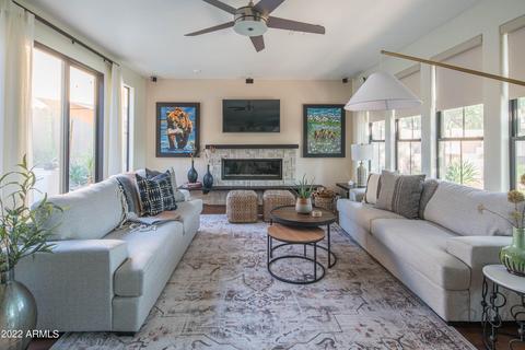 3947 E Crest Ln, Phoenix, AZ 85050 photo 10