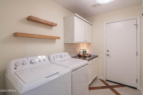 3947 E Crest Ln, Phoenix, AZ 85050 photo 43