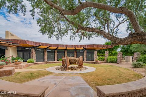 3947 E Crest Ln, Phoenix, AZ 85050 photo 47