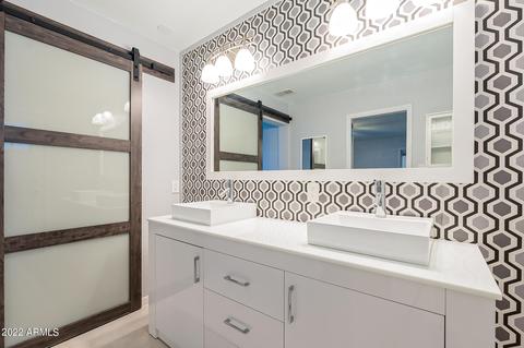 4267 W Dailey St, Phoenix, AZ 85053 photo 6