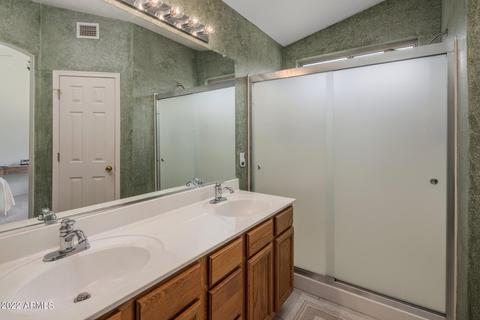 4330 E Tether Trl, Phoenix, AZ 85050 photo 15