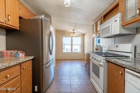 13722 E 54th Dr, Yuma, AZ 85367 photo 9