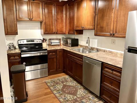 5525 E Thomas Rd #M17, Phoenix, AZ 85018 photo 6