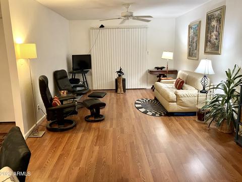 5525 E Thomas Rd #M17, Phoenix, AZ 85018 photo 2