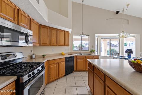 903 E Gail Dr, Gilbert, AZ 85296 photo 9