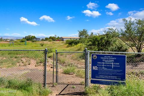 17235 E Peach Tree Rd, Mayer, AZ 86333 photo 30