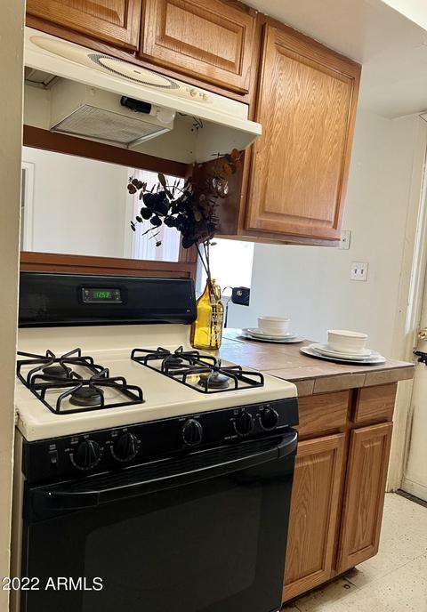 8441 W Mackenzie Dr, Phoenix, AZ 85037 photo 4