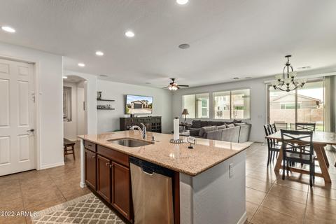 2547 E Tiffany Way, Gilbert, AZ 85298 photo 12