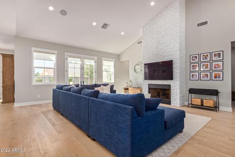3225 E Roma Ave, Phoenix, AZ 85018 photo 9