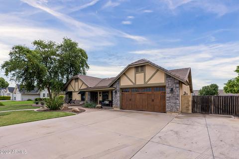 2655 E Hale St, Mesa, AZ 85213 photo 2