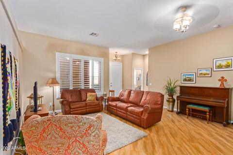 725 E Orchid Ln, Gilbert, AZ 85296 photo 10