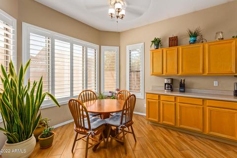 725 E Orchid Ln, Gilbert, AZ 85296 photo 20