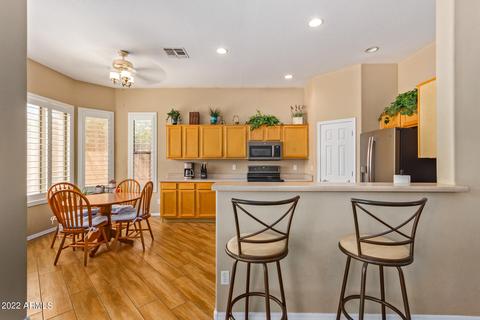 725 E Orchid Ln, Gilbert, AZ 85296 photo 17