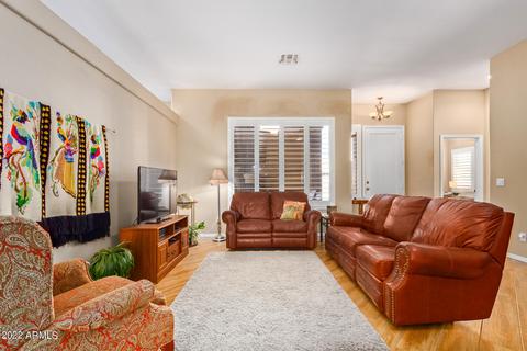 725 E Orchid Ln, Gilbert, AZ 85296 photo 9