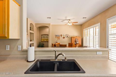 725 E Orchid Ln, Gilbert, AZ 85296 photo 23