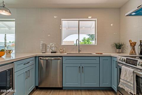 324 E Cornell Dr, Tempe, AZ 85283 photo 8