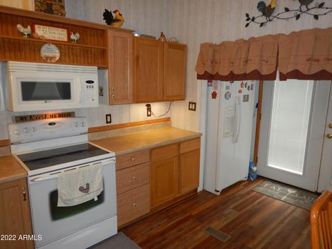 2882 Long Rifle Pl, Overgaard, AZ 85933 photo 3
