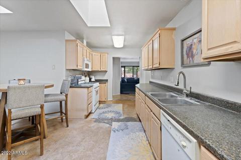 4450 E Weldon Ave, Phoenix, AZ 85018 photo 7