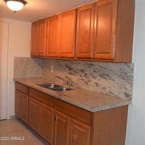 4602 E Riverside St, Phoenix, AZ 85040 photo 2