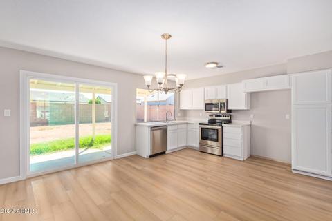 4155 E Pleasant Ln, Phoenix, AZ 85042 photo 9