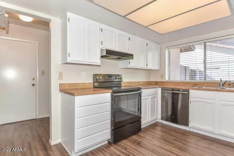 2424 W Dailey St, Phoenix, AZ 85023 photo 3