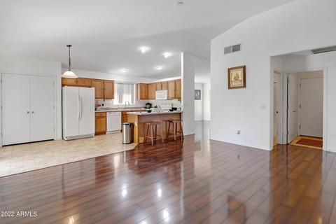 5315 S 28th Dr, Phoenix, AZ 85041 photo 5