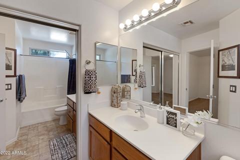 5315 S 28th Dr, Phoenix, AZ 85041 photo 8