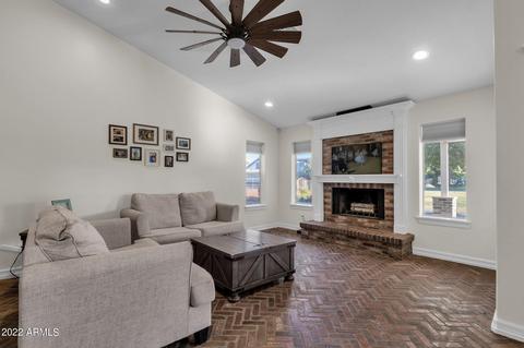 2287 E Willis Rd, Gilbert, AZ 85297 photo 12