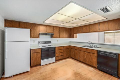 2802 E Beck Ln #3, Phoenix, AZ 85032 photo 2