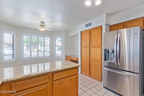 2219 E Taro Ln, Phoenix, AZ 85024 photo 8