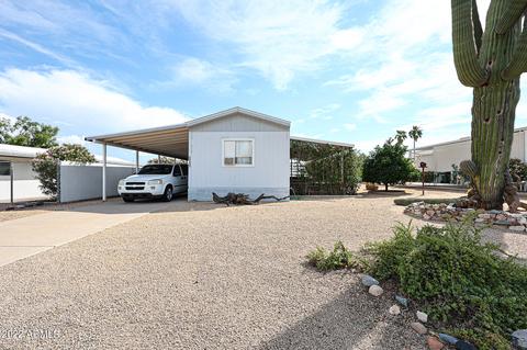 2523 E Oraibi Dr, Phoenix, AZ 85050 photo 1