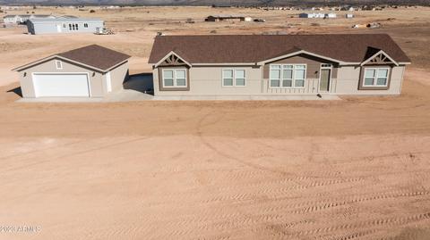 2850 W Pilots Rest Airstrip --, Paulden, AZ 86334