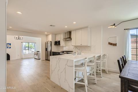 1049 E Clarendon Ave, Phoenix, AZ 85014 photo 10