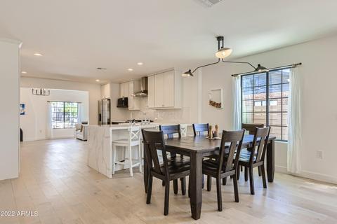 1049 E Clarendon Ave, Phoenix, AZ 85014 photo 15