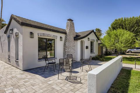 1049 E Clarendon Ave, Phoenix, AZ 85014 photo 3