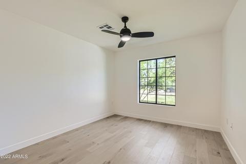 1049 E Clarendon Ave, Phoenix, AZ 85014 photo 21