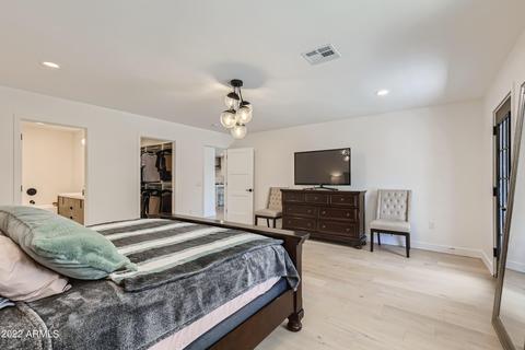 1049 E Clarendon Ave, Phoenix, AZ 85014 photo 18